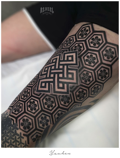 Wzór tatuażu geometrycznego na nodze